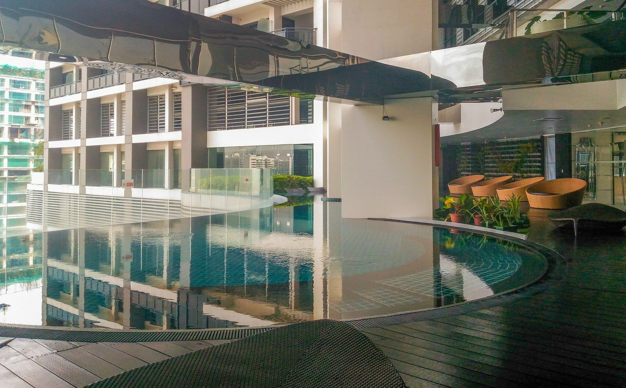 Zen Home Gramercy Residences Makati Makati City Extérieur photo
