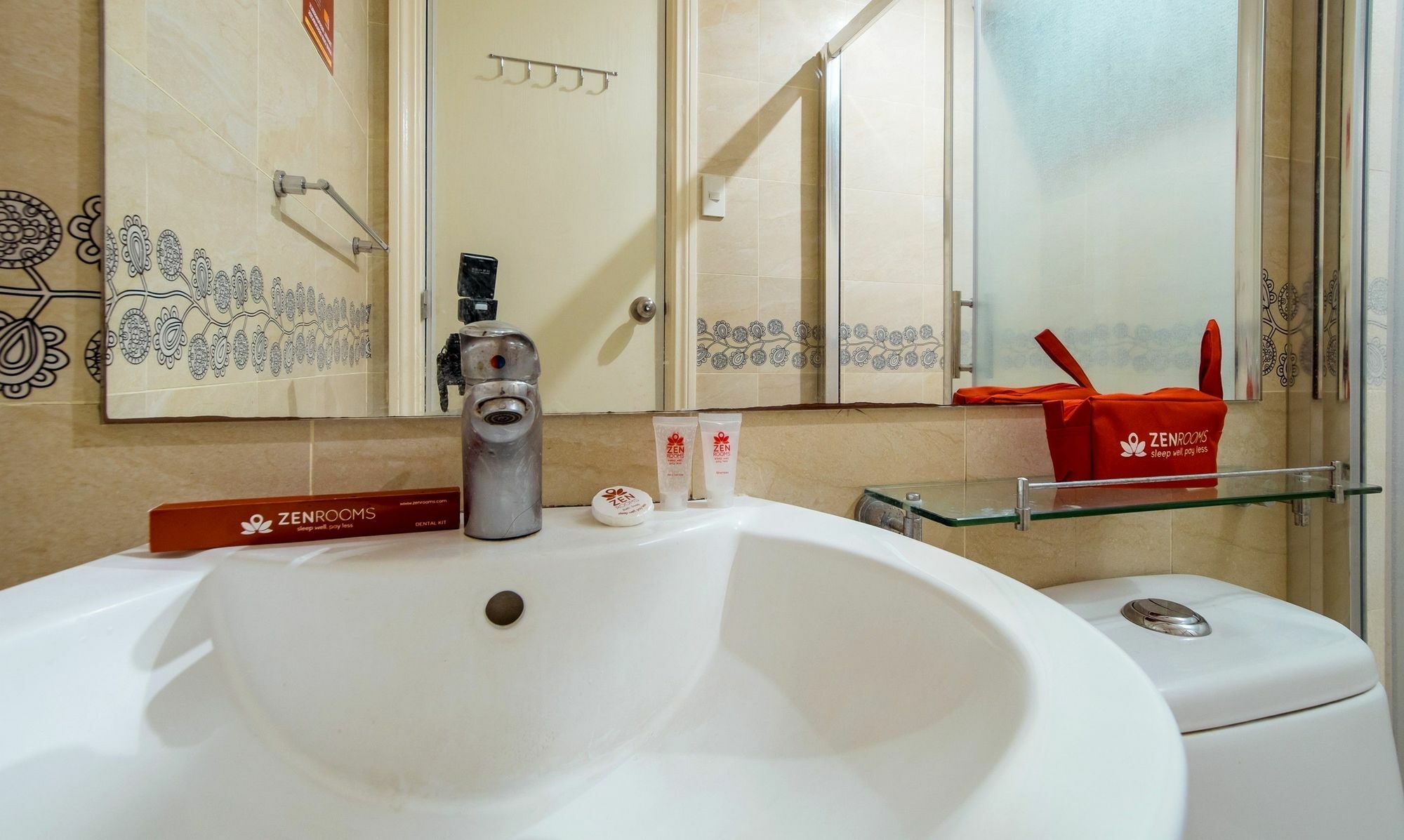 Zen Home Gramercy Residences Makati Makati City Extérieur photo